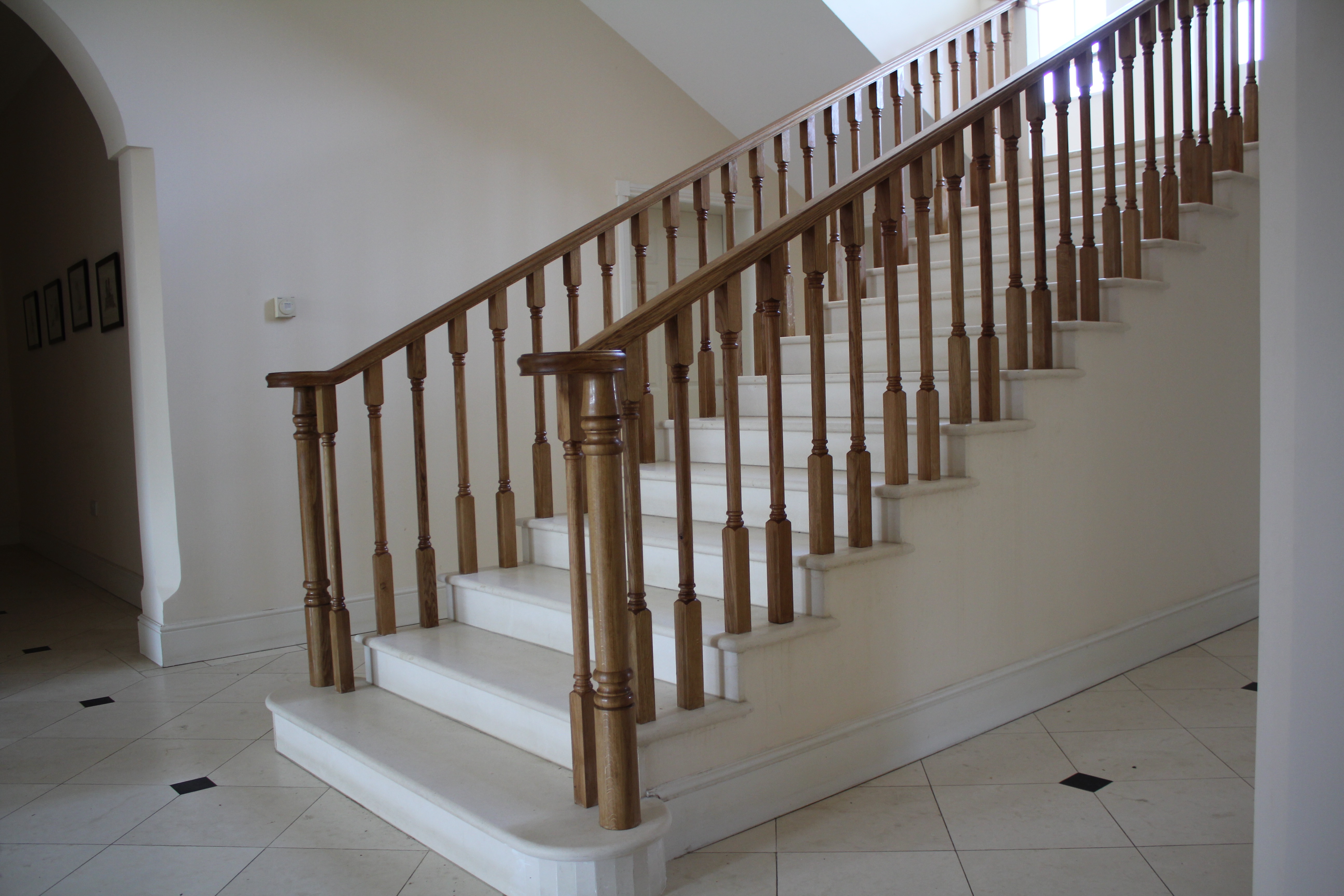 oak handrail oak spindles