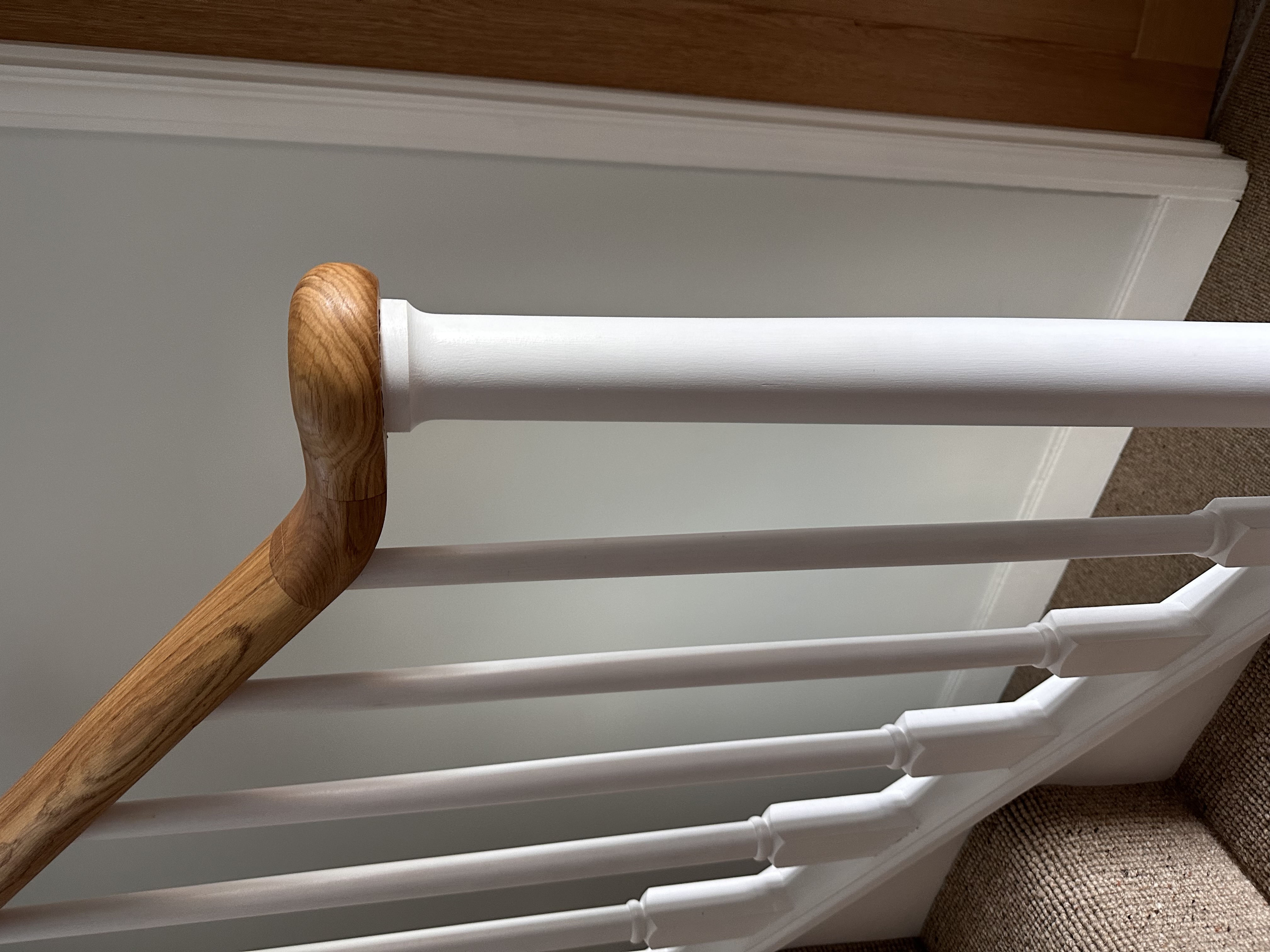 oak/painted spindles